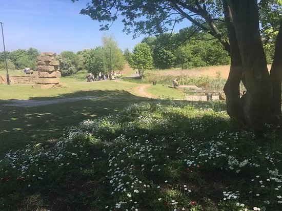 Manor Fields Park