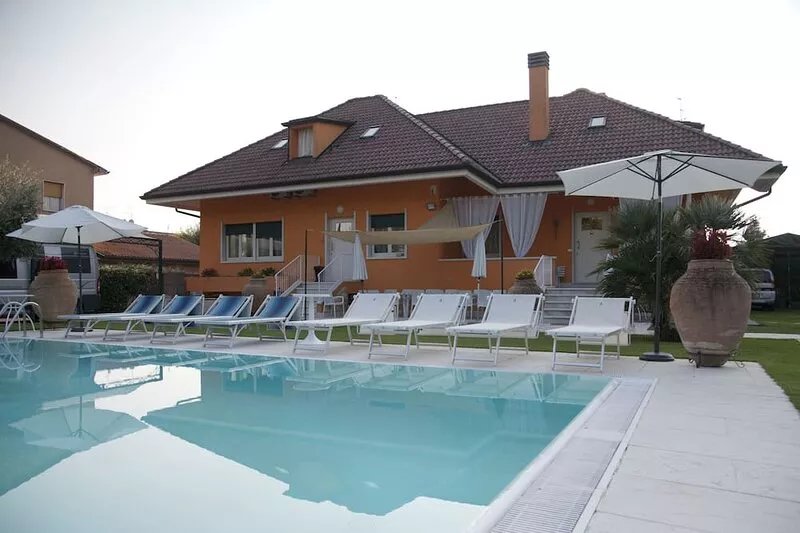 Prestigious villa with private pool, Valpolicella,near Lake Garda