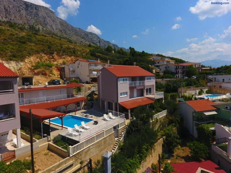 Apartments And Rooms With A Swimming Pool Lokva Rogoznica, Omis - 18328