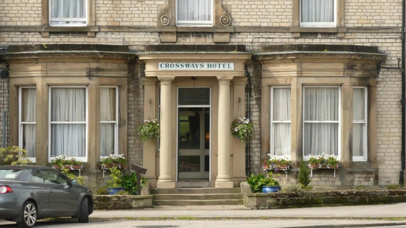 Crossways Hotel