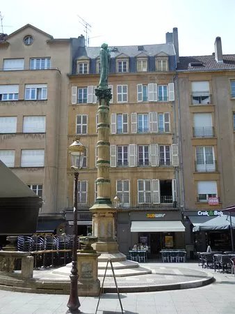La Colonne de la Vierge