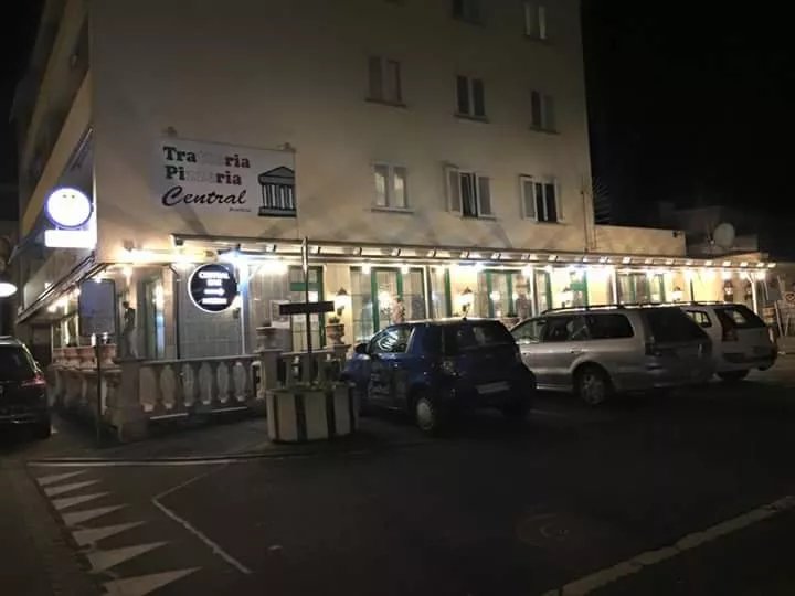 Trattoria Pizzeria Central