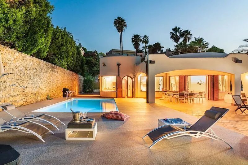 Seaside Villa with private pool and fantastic Etna view