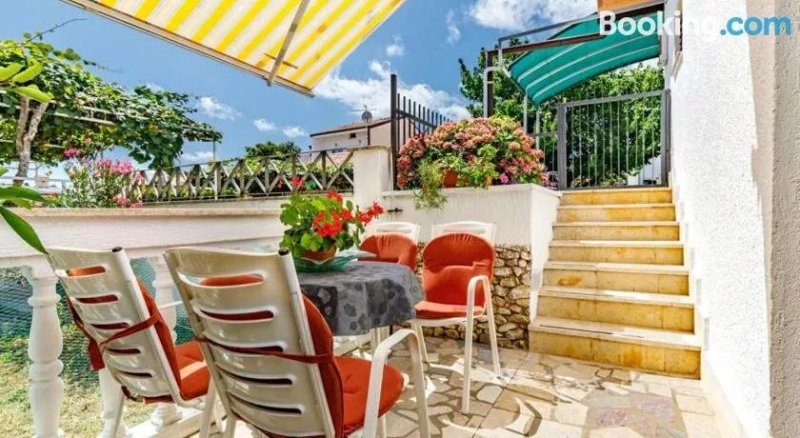 Slavica Apartments