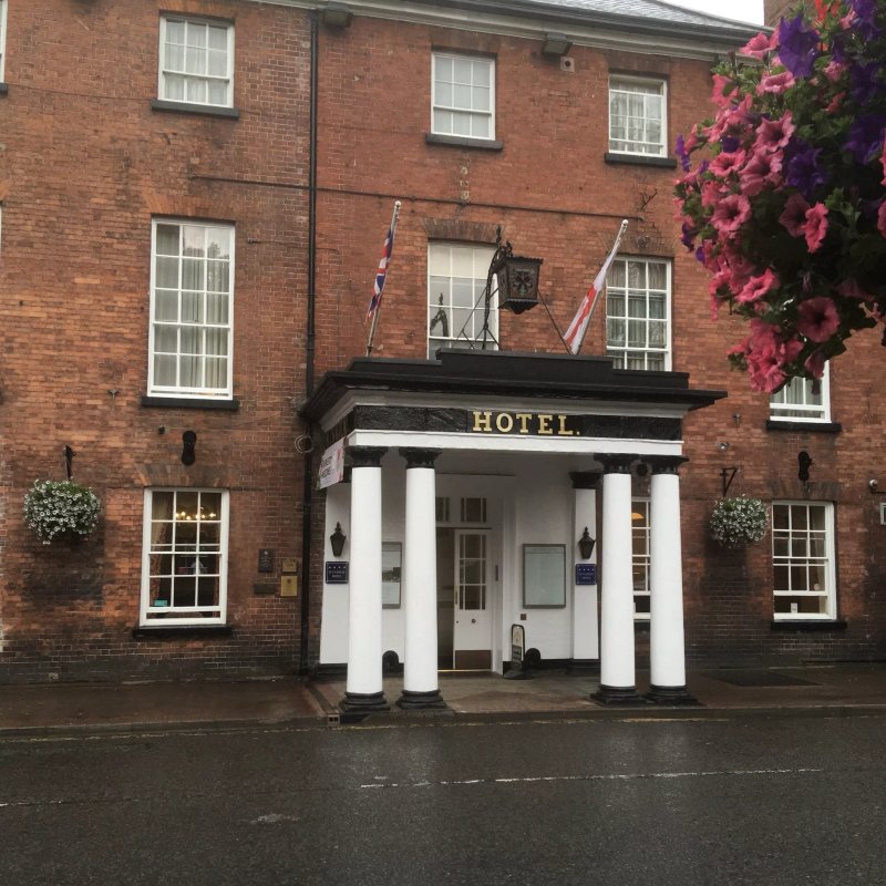 The Wynnestay Inn