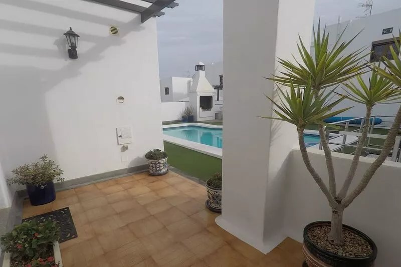 Fabulous Detached Villa in Premier Location, Full Air Con, Heated Pool, Wi-Fi +