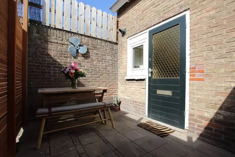 Summerhouse in Noordwijk aan Zee free parking