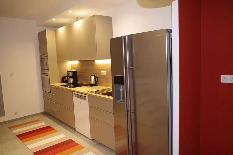 Village house in the heart of the Historic Center with roof terrace and garage.