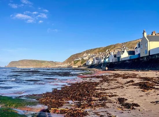 Gardenstown Beach