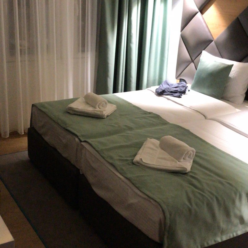 Central Hotel