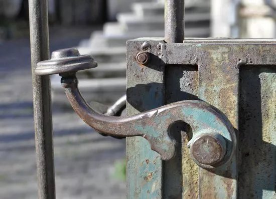 Bucharest Step By Step