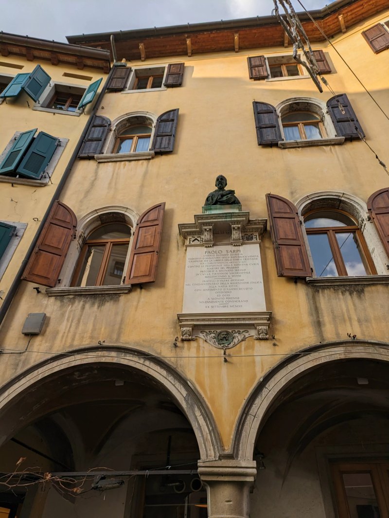 Monumento a Pietro Sarpi (fra' Paolo Sarpi)