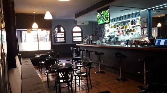 Churchills Fun Pub
