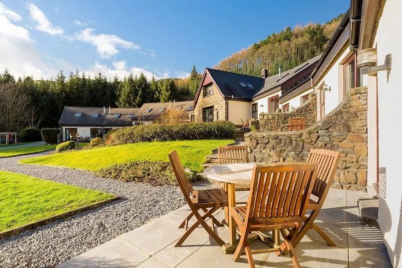 Walled Garden Mews 5 -  a mews cottage that sleeps 6 guests  in 2 bedrooms