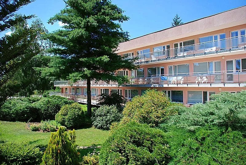 Hotel Flora