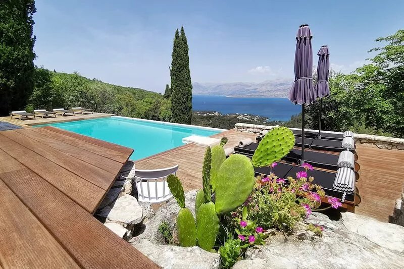 Totally renovated  Villa with prvt pool and breathtaking views over Kassiopi