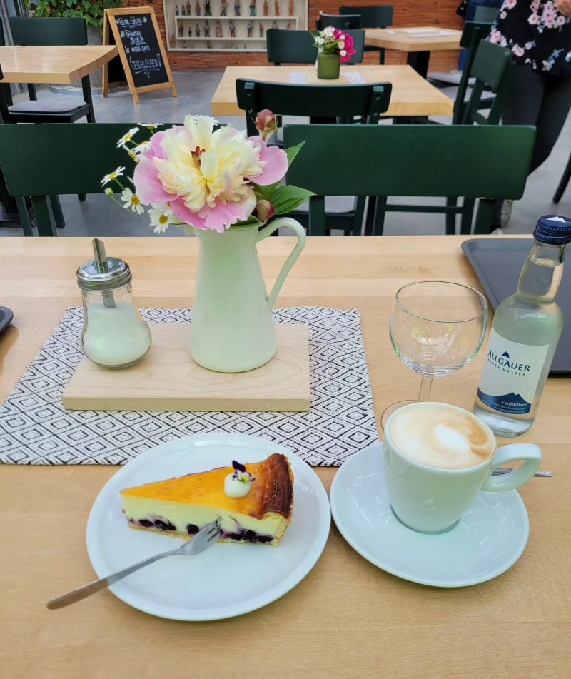Mg: Museum der Gartenkultur Kafe