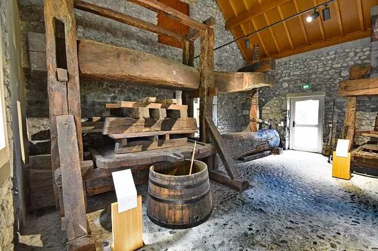 Musee de la vigne et du vin de Savoie