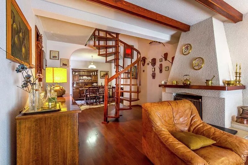 Quaint Holiday Home in Pula with Terrace