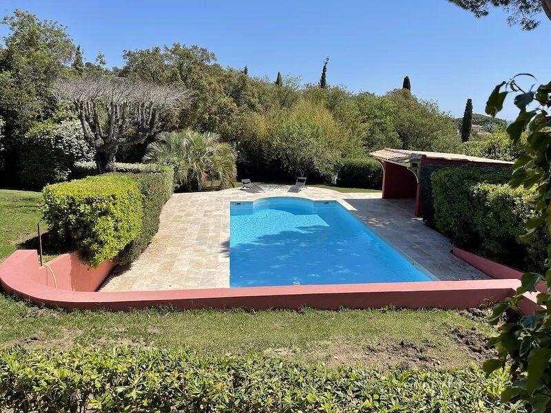 Very beautiful charming villa 300 m from the sea