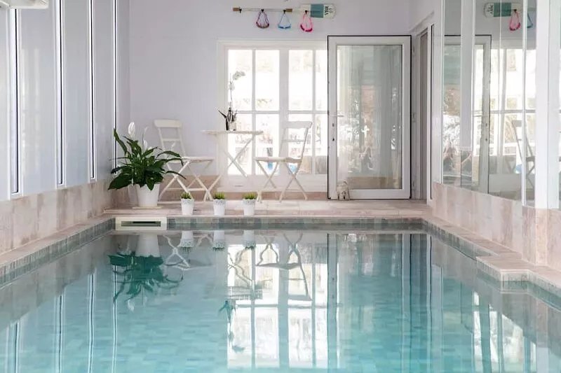Luxury Seafront Family Home - Indoor Pool
