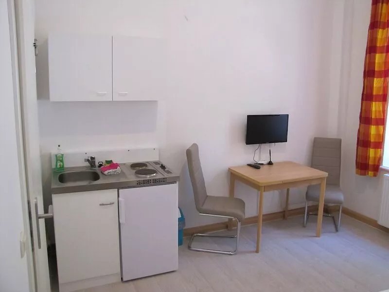 Apartment for a small price for 2 persons