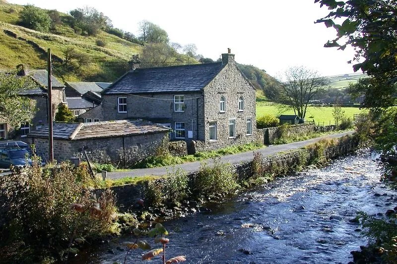 A superb holiday home within the Yorkshire Dales, w/ Wifi, wood burner