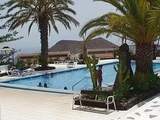 "LA CASA"  With Hot Tub In Tropical Garden, Perfect For Friends And Familie