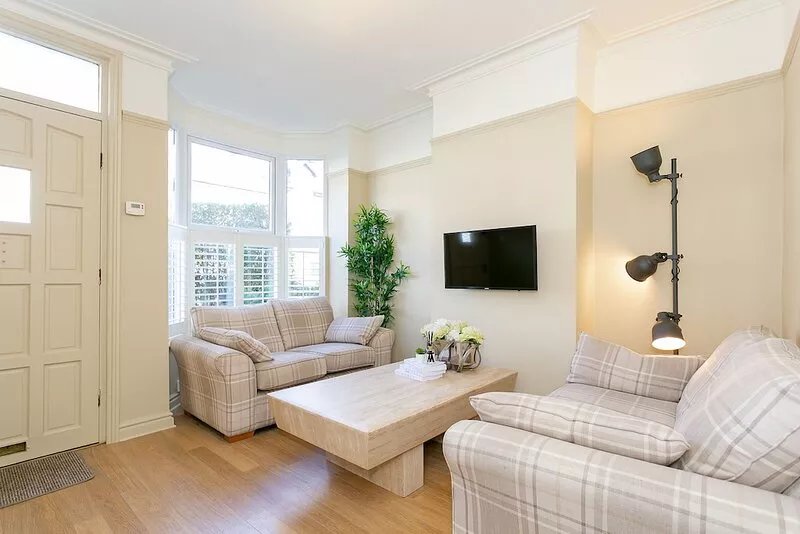 3 bed Central Townhouse fast WIFI