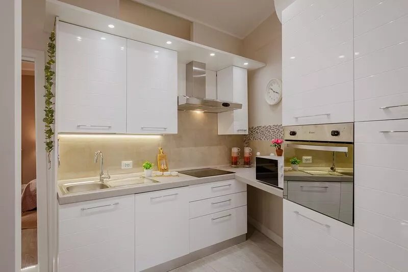 Vatican Cozy apt. with balcony near S. Peter, New November 2021, 5 sleeps