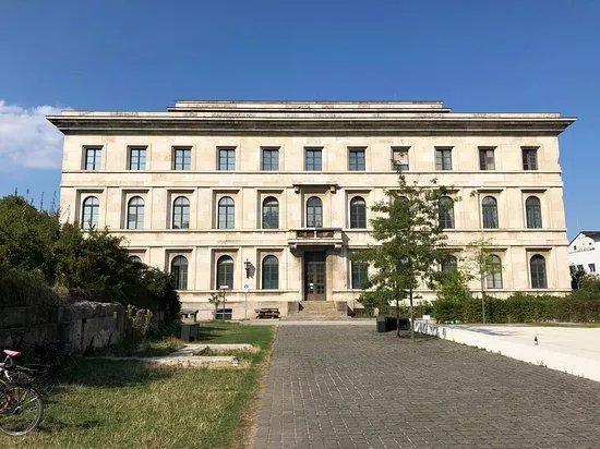 Fuhrer Building