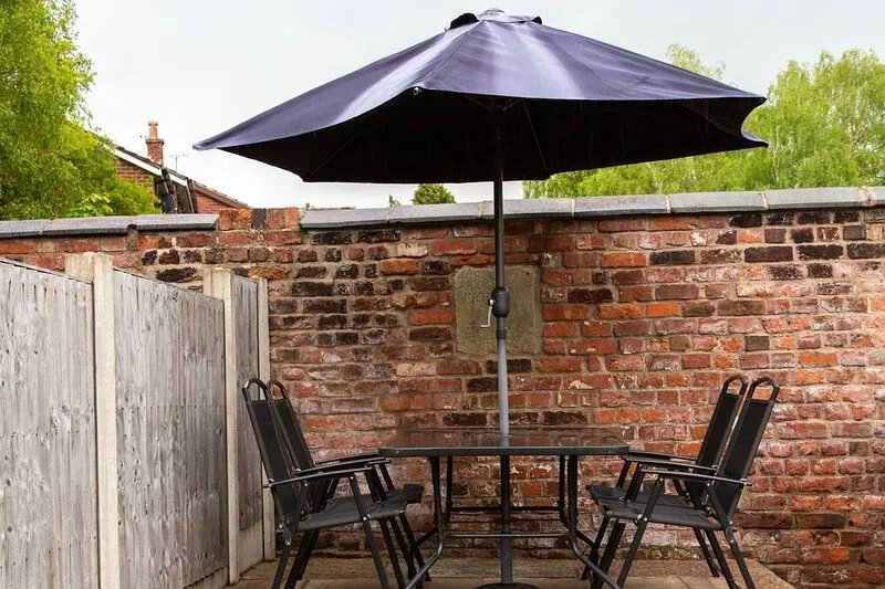 Luxury Hidden Gem in the Centre of Lymm Village