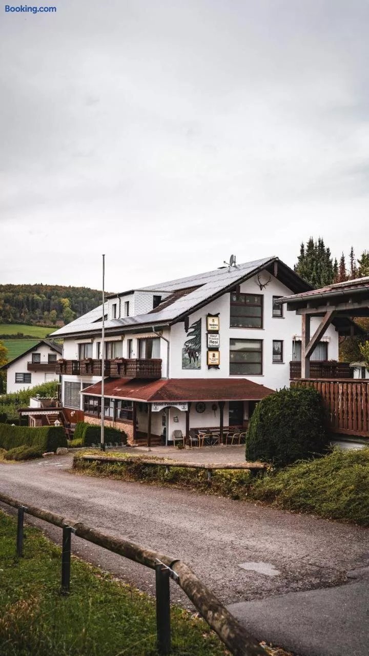 Resi Hotel-Pension