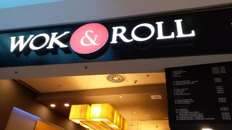 Wok & Roll