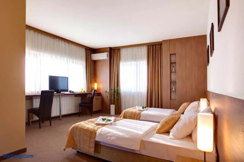 Hotel Knezevina