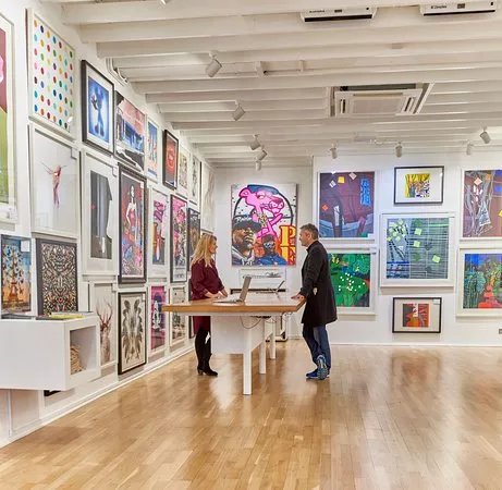Enter Gallery