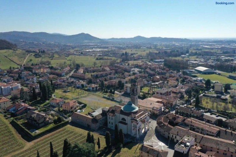 Lo Schiaccianoci Bed&breakfast De Charme