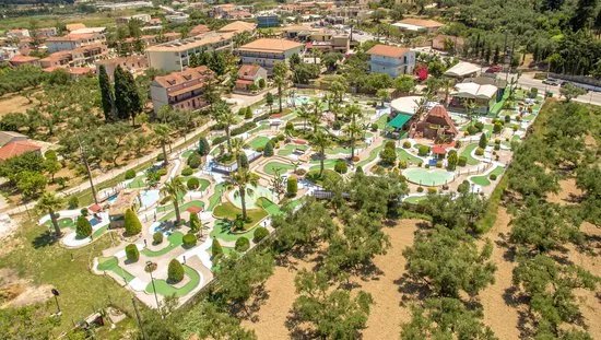 Fantasy Mini Golf