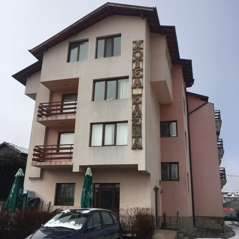 Family Hotel Elena
