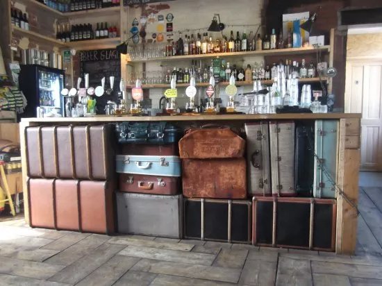 Left Luggage Room