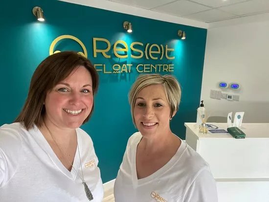Res(e)t Float Centre