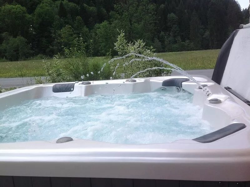 CHALET VERY COMFORTABLE - SPA - Ski Resort Grand Massif