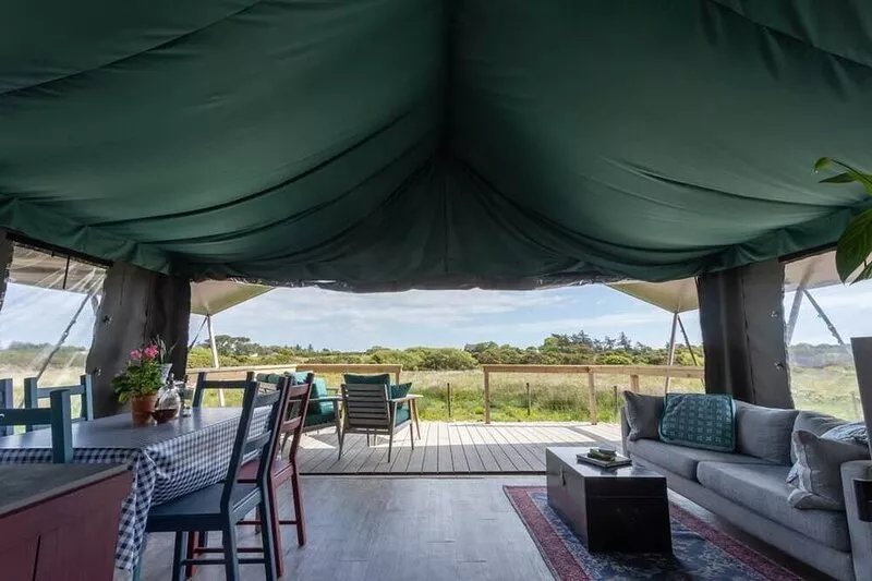 Wild Atlantic Way Connemara. Luxury safari tent near beach and Aran Island Ferry