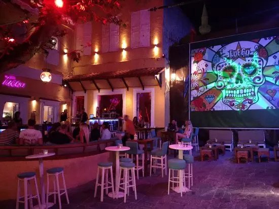 Fuego Music Bar