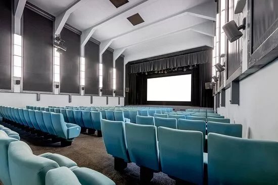 Cine Lumiere