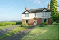 Oakfield Bed & Breakfast
