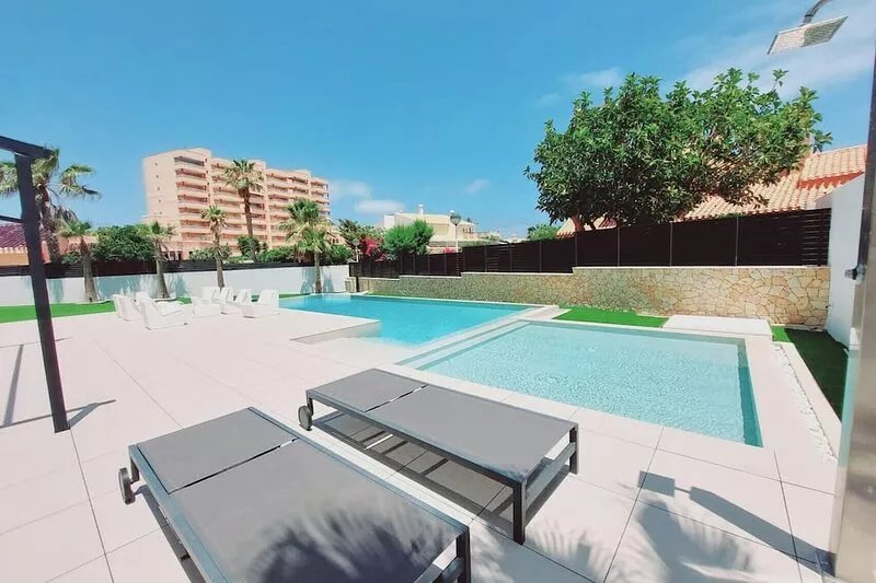 Inmovecos Villa lujo con acceso al Mar Villa Gawy
