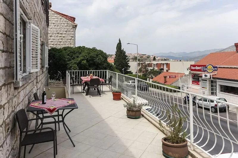 Apartments Sisic - Two Bedroom Apartment with Terrace