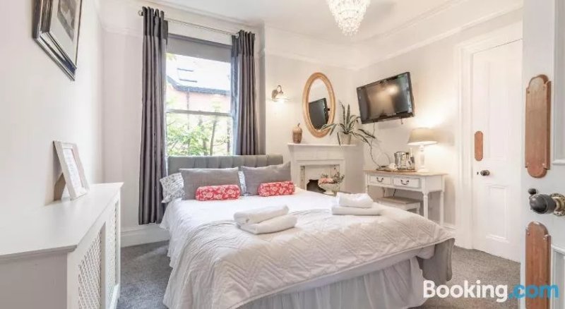 Maryville Guesthouse