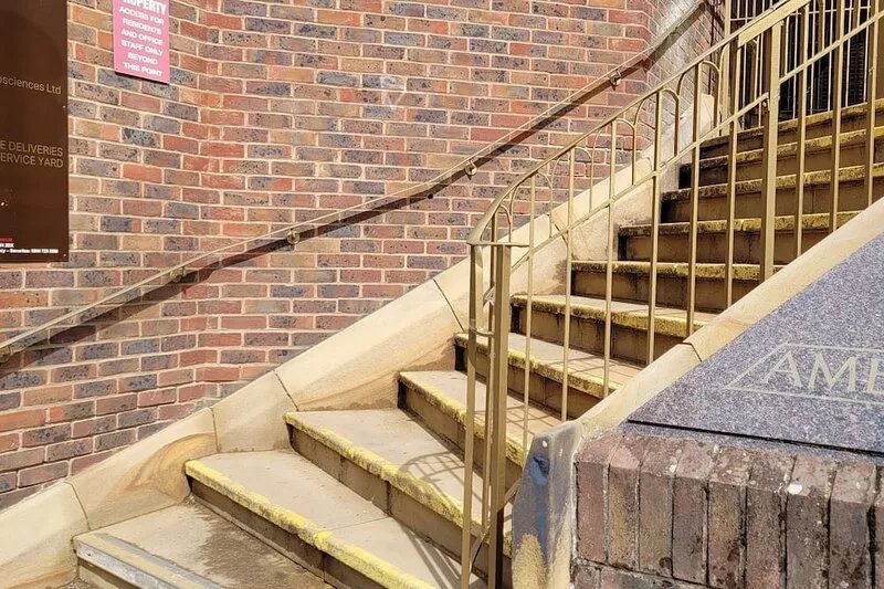 Newly refurbished 1 bedroom apartment in the heart of Windsor